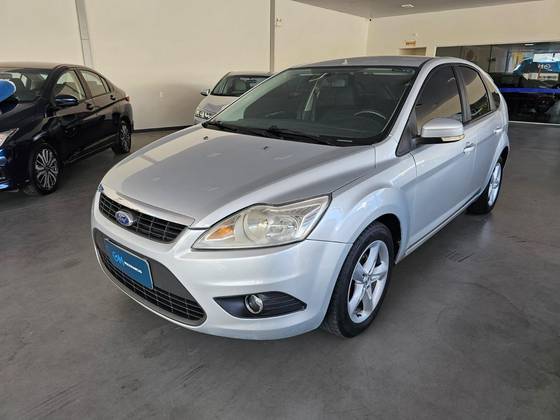 FORD FOCUS 1.6 GL 8V FLEX 4P MANUAL
